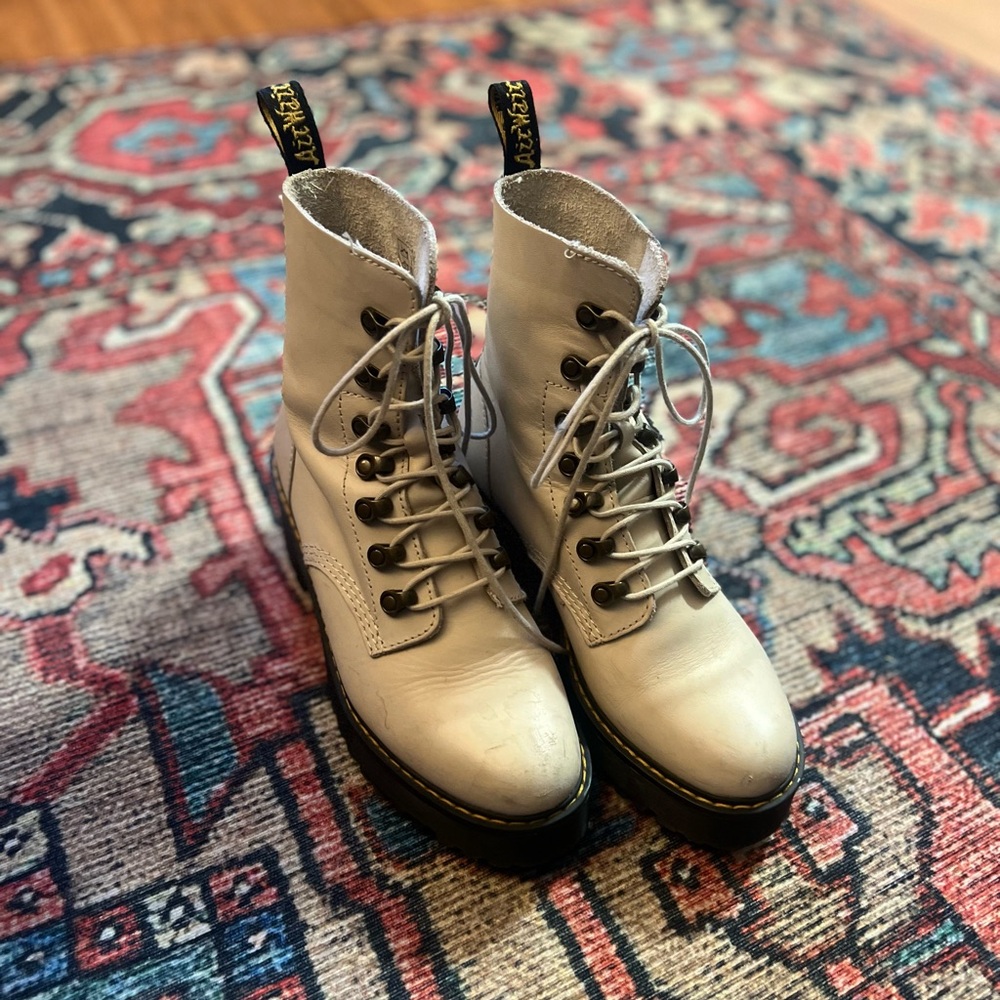Dr. Marten Leona Combat Boots - Vintage Taupe Sendal